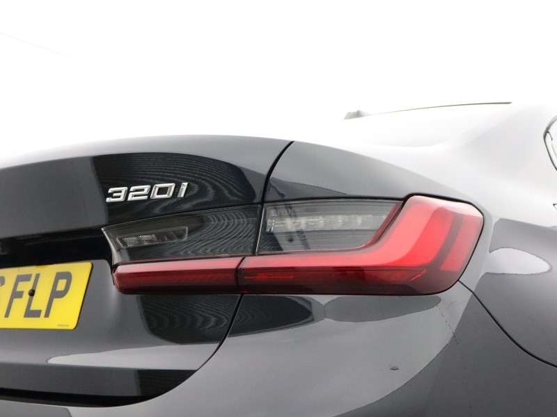 2026 (26) BMW 3 SERIES 320i M Sport 4dr Step Auto 5930764
