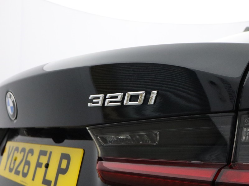 2026 (26) BMW 3 SERIES 320i M Sport 4dr Step Auto 5930768