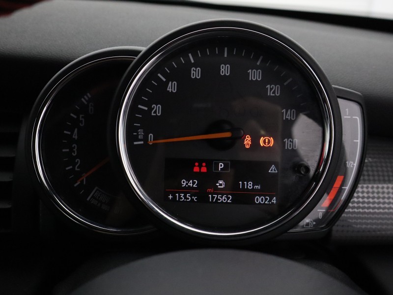 2026 (26) BMW 1 SERIES 120 M Sport 5dr Step Auto 5890372