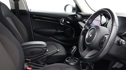 2023 (23) MINI HATCHBACK 1.5 Cooper Classic Premium 5dr Auto 5818246