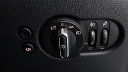 2023 (23) MINI HATCHBACK 1.5 Cooper Classic Premium 5dr Auto 5818250