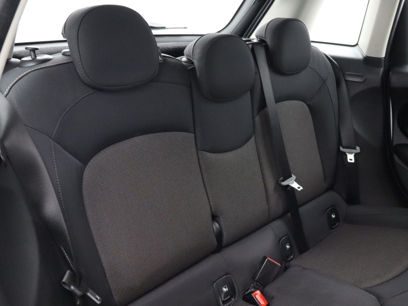 2023 (23) MINI HATCHBACK 1.5 Cooper Classic Premium 5dr Auto 5818275