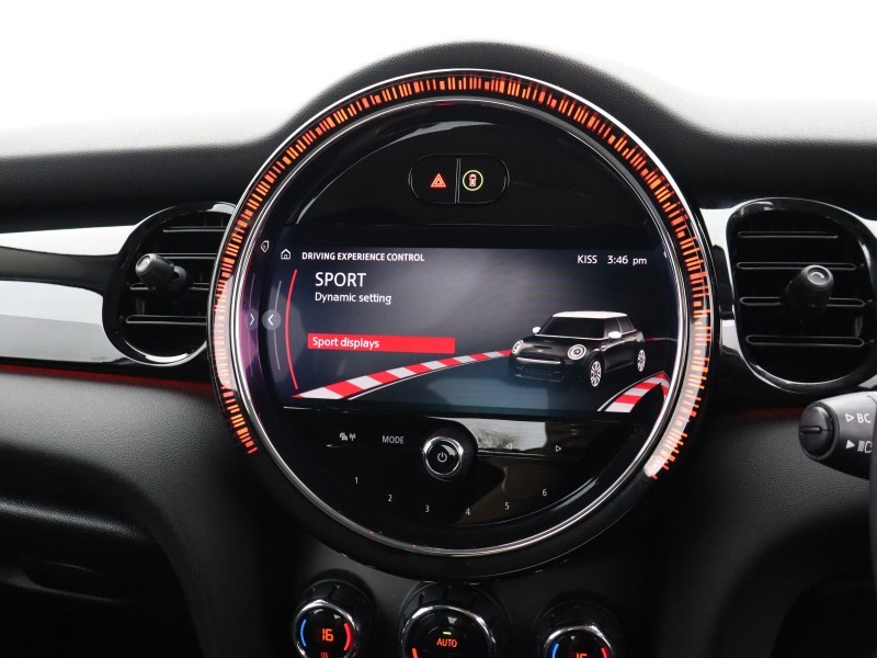 2023 (23) MINI HATCHBACK 1.5 Cooper Classic Premium 5dr Auto 5818261