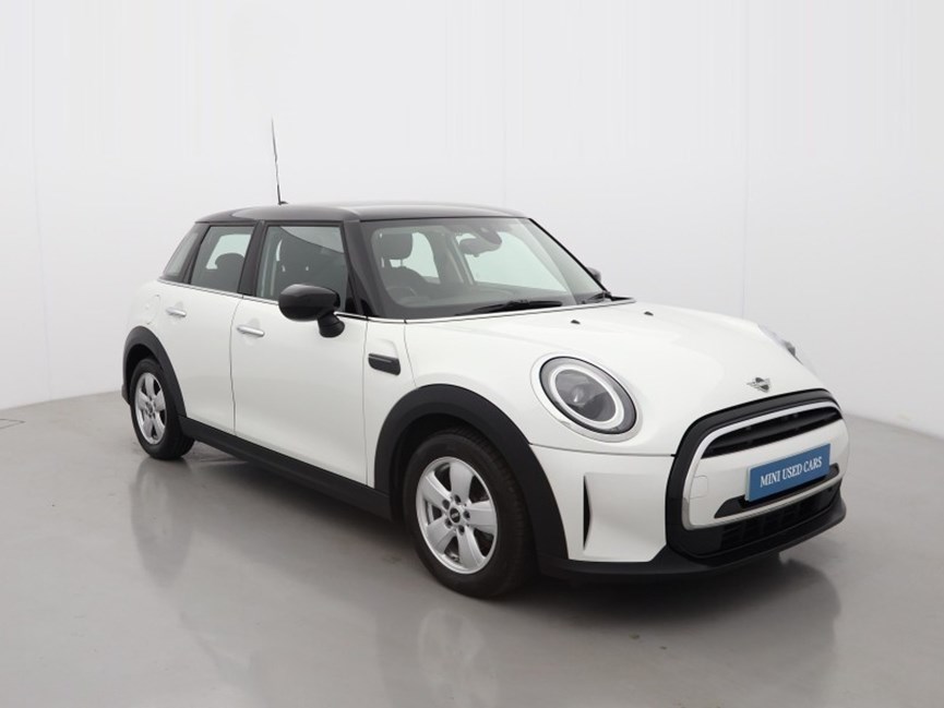 2023 (23) MINI HATCHBACK 1.5 Cooper Classic Premium 5dr Auto