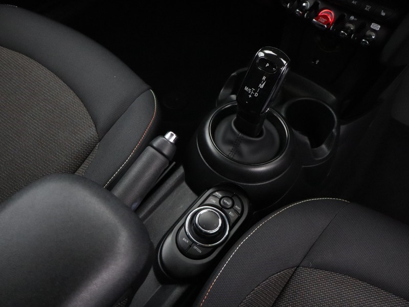 2023 (23) MINI HATCHBACK 1.5 Cooper Classic Premium 5dr Auto 5818251