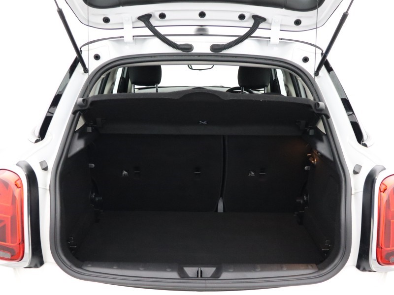 2023 (23) MINI HATCHBACK 1.5 Cooper Classic Premium 5dr Auto 5818236