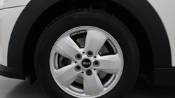2023 (23) MINI HATCHBACK 1.5 Cooper Classic Premium 5dr Auto 5818239