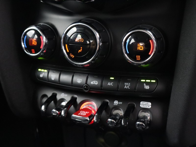 2023 (23) MINI HATCHBACK 1.5 Cooper Classic Premium 5dr Auto 5818256