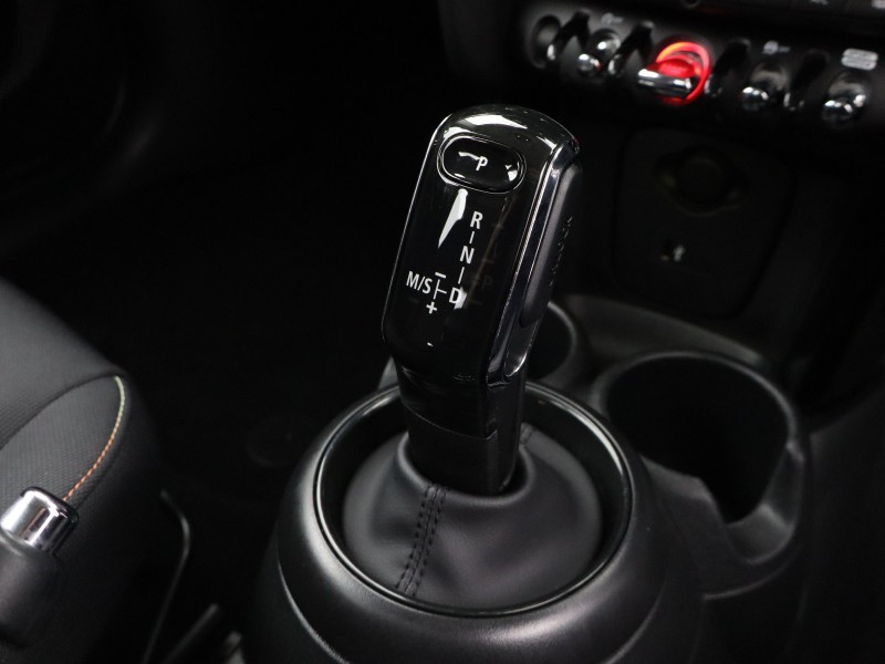 2023 (23) MINI HATCHBACK 1.5 Cooper Classic Premium 5dr Auto 5818253