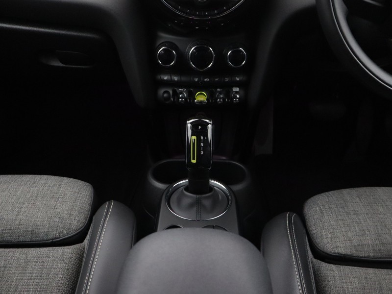 2020 (70) MINI HATCHBACK 135kW Cooper S Level 2 33kWh 3dr Auto 5883922