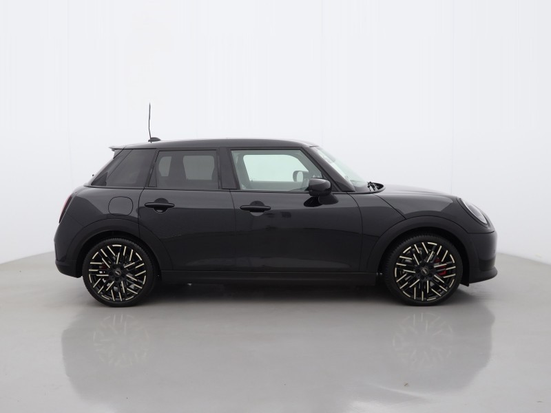 2026 (26) MINI COOPER 2.0 S Exclusive 5dr Auto 5819759