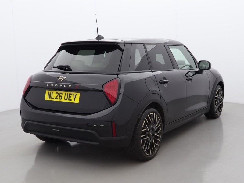 2026 (26) MINI COOPER 2.0 S Exclusive 5dr Auto 5819758