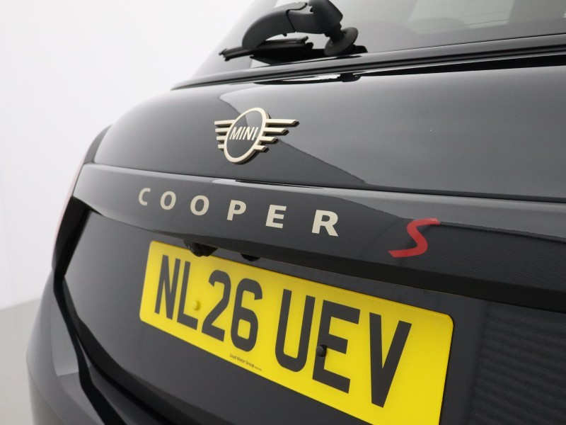 2026 (26) MINI COOPER 2.0 S Exclusive 5dr Auto 5819762