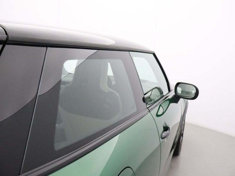 2024 (74) MINI COOPER 1.5 C Exclusive 3dr Auto 5930531