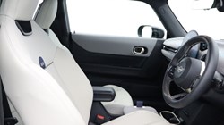 2024 (74) MINI COOPER 1.5 C Exclusive 3dr Auto 5930544
