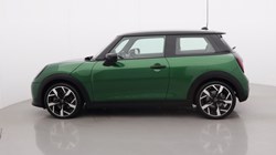 2024 (74) MINI COOPER 1.5 C Exclusive 3dr Auto 5930525