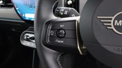 2024 (74) MINI COOPER 1.5 C Exclusive 3dr Auto 5930565