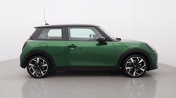 2024 (74) MINI COOPER 1.5 C Exclusive 3dr Auto 5930529