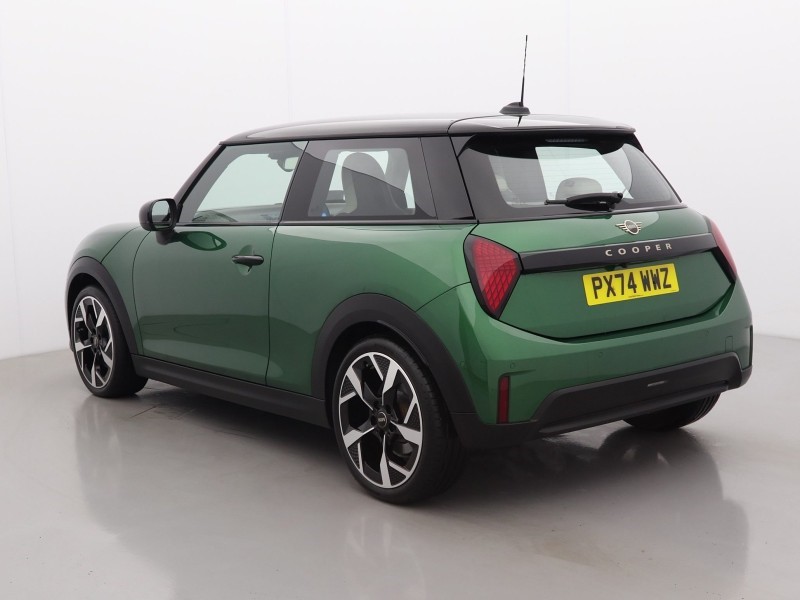 2024 (74) MINI COOPER 1.5 C Exclusive 3dr Auto 5930526