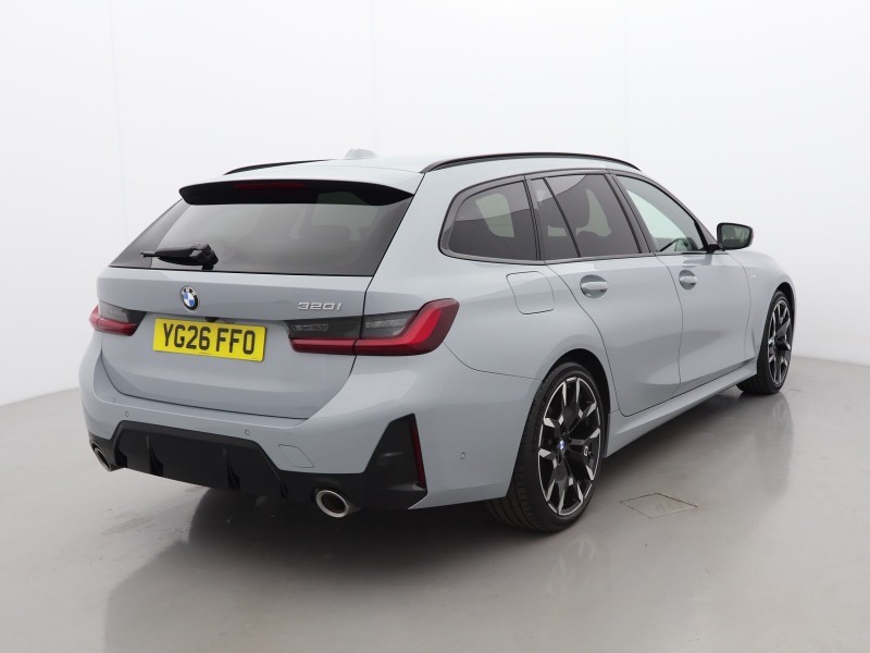 2026 (26) BMW 3 SERIES 320i M Sport 5dr Step Auto 5924808
