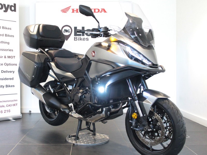 2023 (73) Honda NT1100 DCT Edition