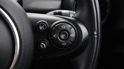 2017 (67) MINI HATCHBACK 1.5 Cooper 3dr 5860384