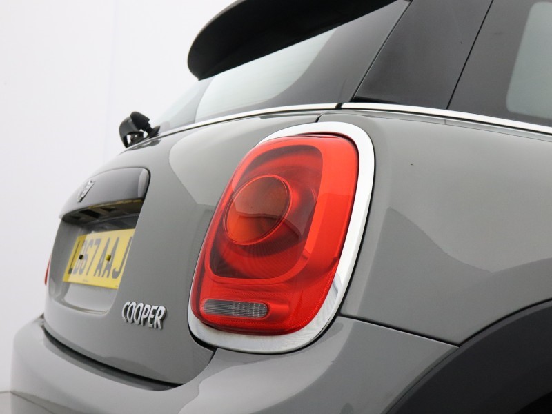 2017 (67) MINI HATCHBACK 1.5 Cooper 3dr 5860346