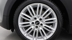 2017 (67) MINI HATCHBACK 1.5 Cooper 3dr 5860354