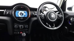 2019 (69) MINI HATCHBACK 1.5 Cooper Classic II 5dr 5833069