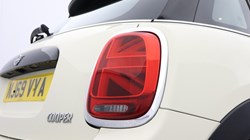 2019 (69) MINI HATCHBACK 1.5 Cooper Classic II 5dr 5833028