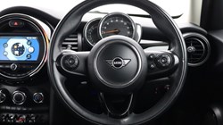2019 (69) MINI HATCHBACK 1.5 Cooper Classic II 5dr 5833068