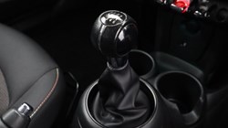 2019 (69) MINI HATCHBACK 1.5 Cooper Classic II 5dr 5833050