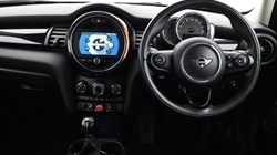 2019 (69) MINI HATCHBACK 1.5 Cooper Classic II 5dr 5833067