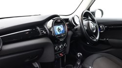 2019 (69) MINI HATCHBACK 1.5 Cooper Classic II 5dr 5833074