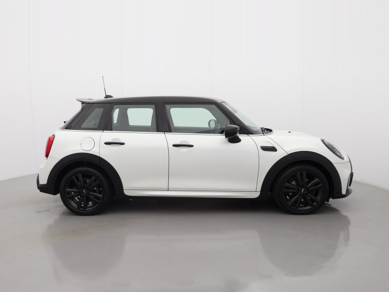2023 (73) MINI COOPER 1.5 C Sport 5dr Auto