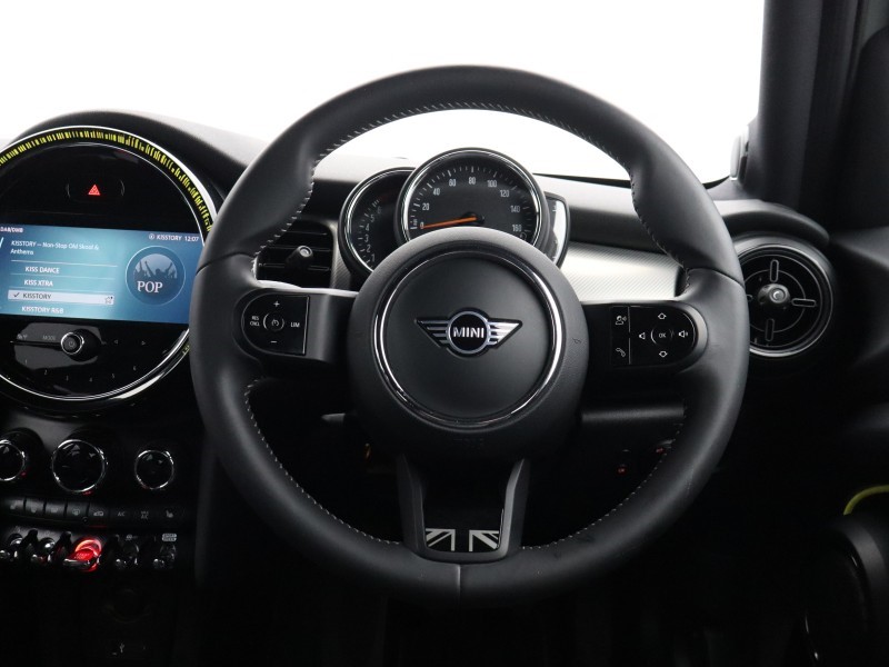 2022 (22) MINI HATCHBACK 2.0 Cooper S Exclusive 5dr 5885314