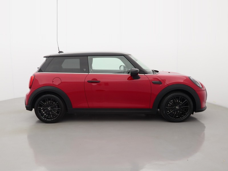 2022 (72) MINI HATCHBACK 1.5 Cooper Exclusive 3dr Auto 5921877