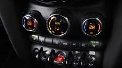 2022 (72) MINI HATCHBACK 1.5 Cooper Exclusive 3dr Auto 5921919
