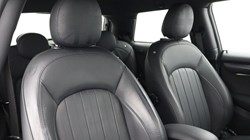 2022 (72) MINI HATCHBACK 1.5 Cooper Exclusive 3dr Auto 5921893