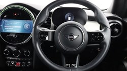 2022 (72) MINI HATCHBACK 1.5 Cooper Exclusive 3dr Auto 5921930