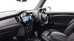 2022 (72) MINI HATCHBACK 1.5 Cooper Exclusive 3dr Auto 5921886