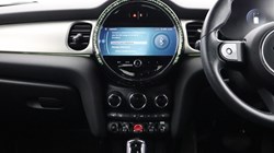 2022 (72) MINI HATCHBACK 1.5 Cooper Exclusive 3dr Auto 5921926