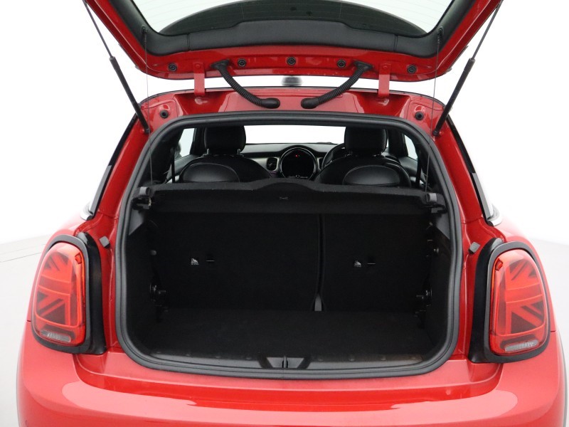 2022 (72) MINI HATCHBACK 1.5 Cooper Exclusive 3dr Auto 5921883