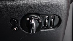 2022 (72) MINI HATCHBACK 1.5 Cooper Exclusive 3dr Auto 5921899