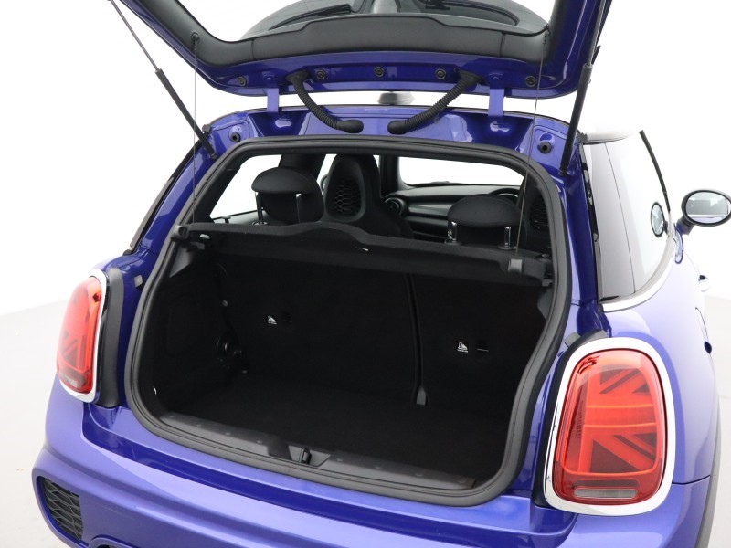 2020 (70) MINI HATCHBACK 1.5 Cooper Sport II 3dr Auto 5889586