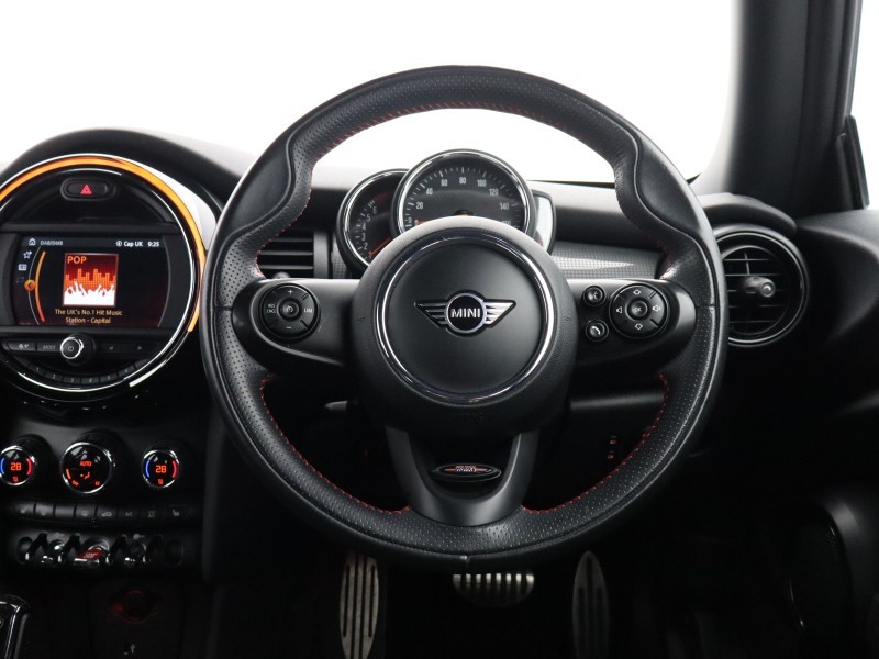 2020 (70) MINI HATCHBACK 1.5 Cooper Sport II 3dr Auto 5889628