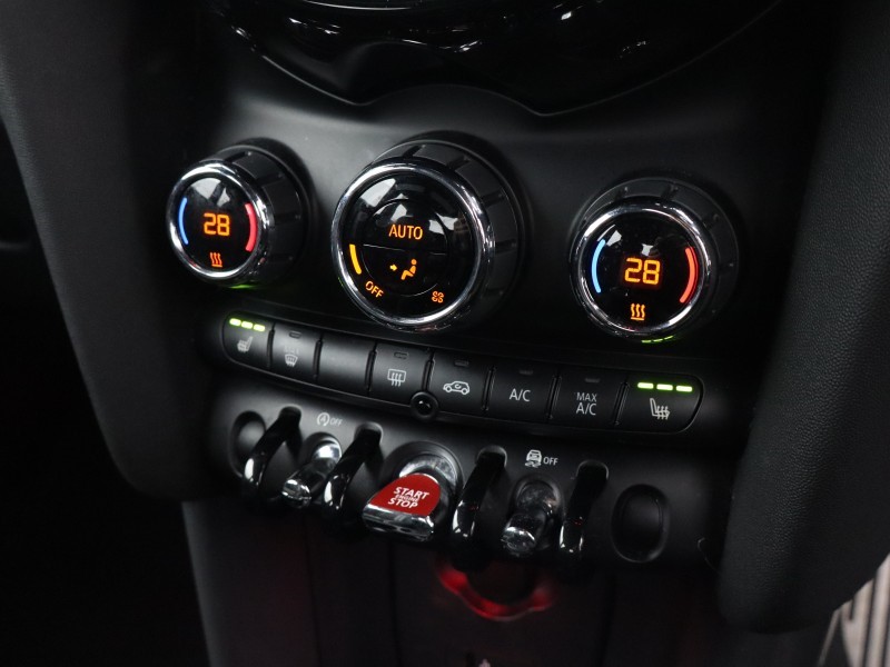 2020 (70) MINI HATCHBACK 1.5 Cooper Sport II 3dr Auto 5889600