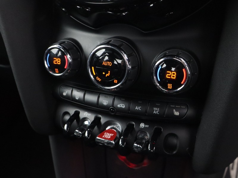 2020 (70) MINI HATCHBACK 1.5 Cooper Sport II 3dr Auto 5889601