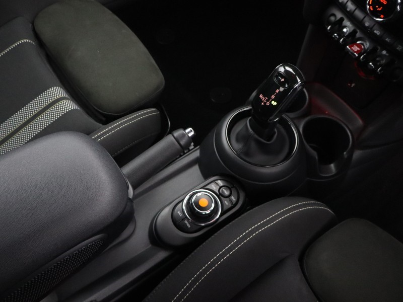 2020 (70) MINI HATCHBACK 1.5 Cooper Sport II 3dr Auto 5889596