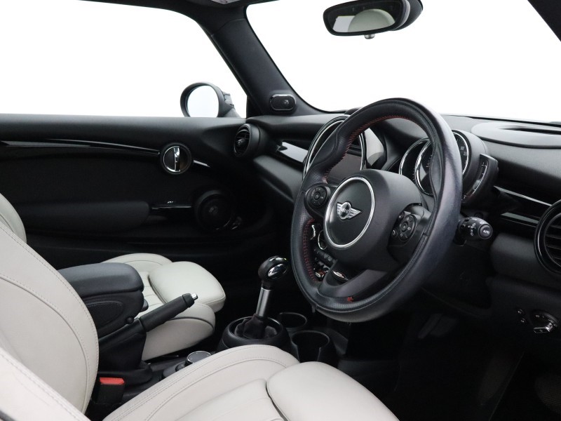2018 (18) MINI HATCHBACK 2.0 Cooper S 3dr Auto 5965103